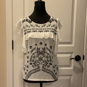 Zara Ruffled Cap Sleeve Graphic Blouse in White, Black and touch of Green